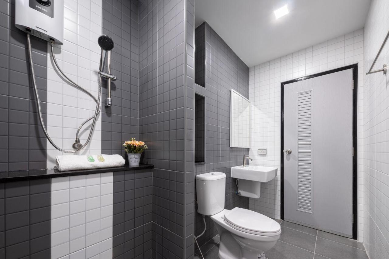Aqua Residences อควา เรสซิเดนซ์ ห้องพักใหม่ให้เช่า ติดรถไฟฟ้าสถานีวุฒากาศ Банкок Екстериор снимка